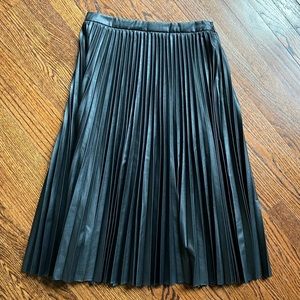 Banana Republic Black Vegan Leather Pleated Skirt
